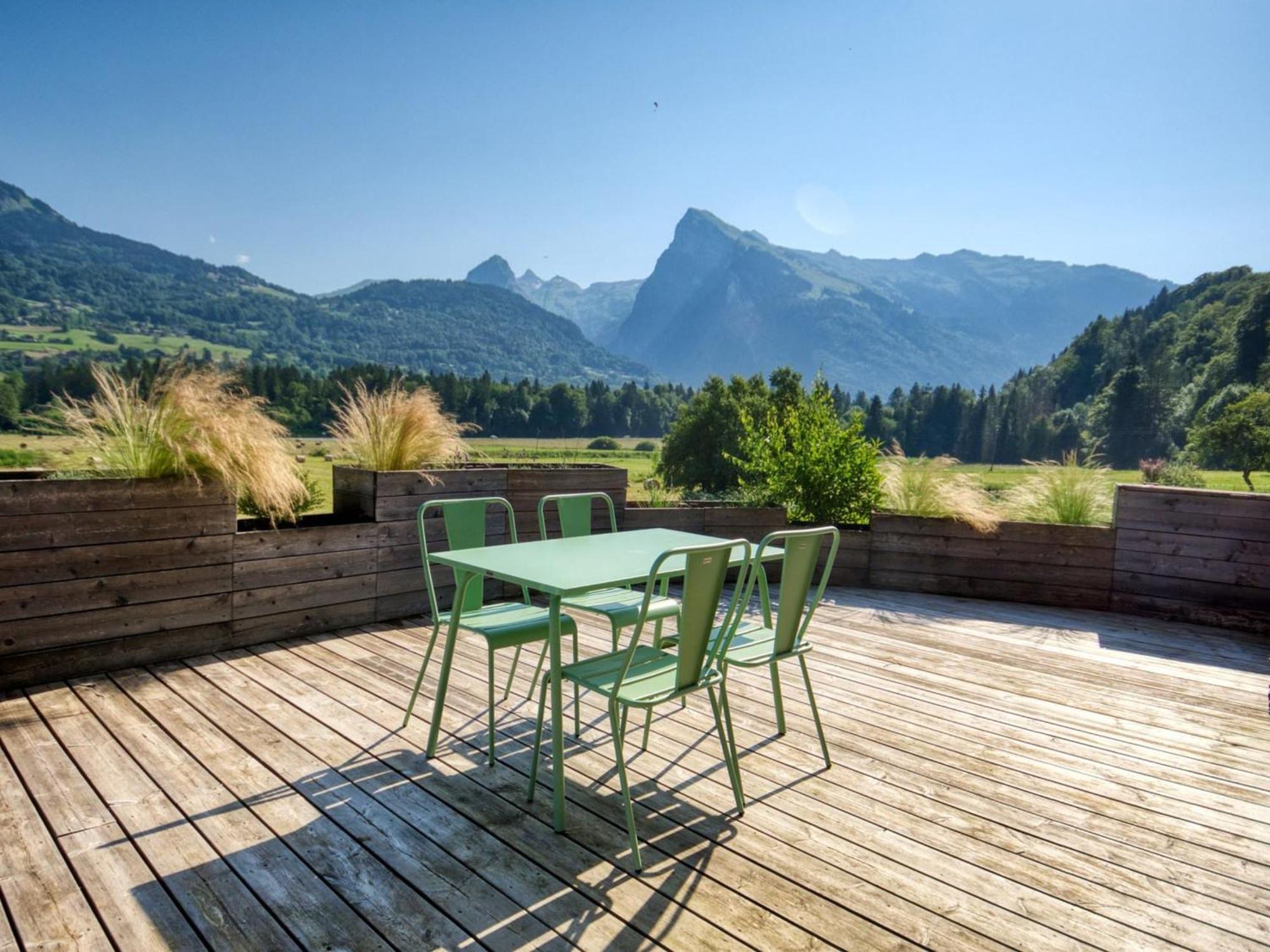 Duplex 2 Chambres Avec Grande Terrasse, Animaux Acceptes, A Samoens - Fr-1-642-77 Samoëns Exterior foto