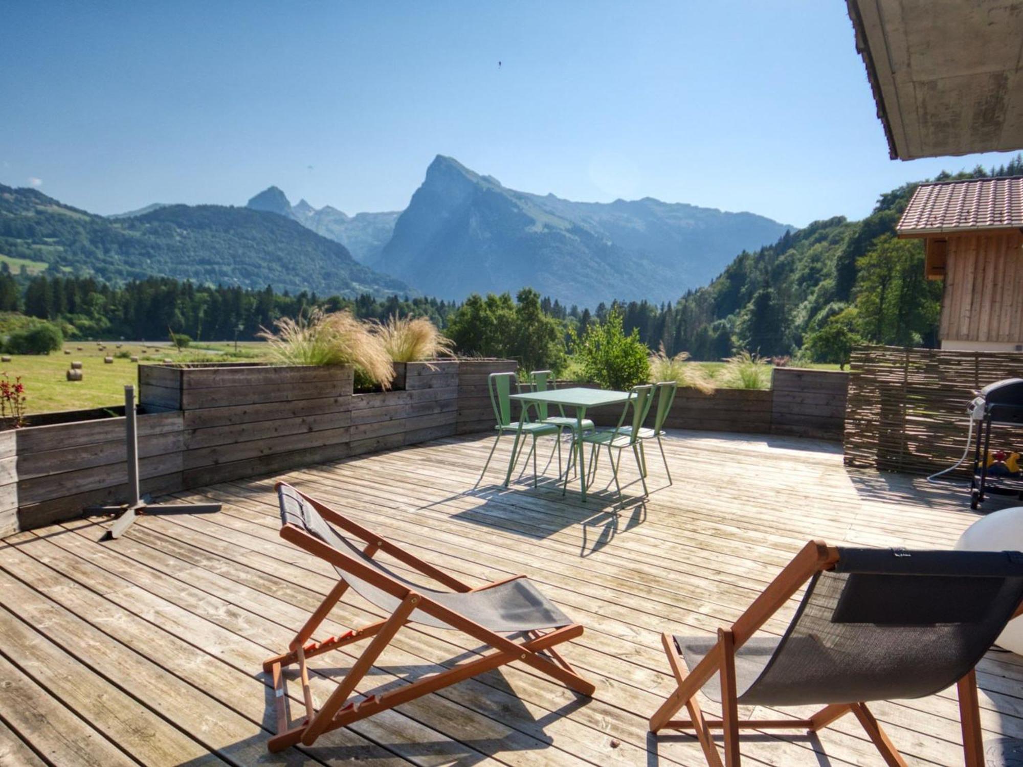 Duplex 2 Chambres Avec Grande Terrasse, Animaux Acceptes, A Samoens - Fr-1-642-77 Samoëns Exterior foto